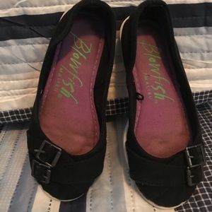 Kids black flats 🎅🏼